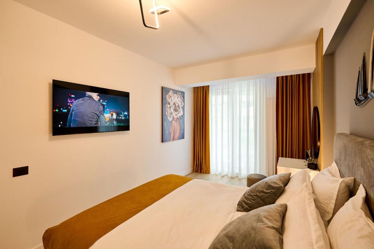 Infinity Summer Crib - Parking * Mamaia